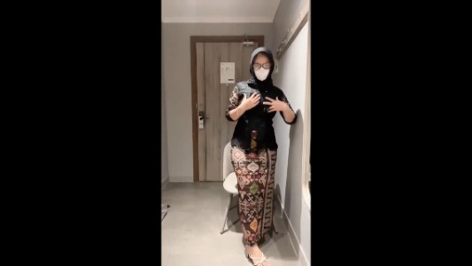 Kebaya Hitam Idaman